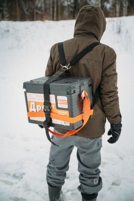 Рыболовный ящик Кемпинг Ворлд (Camping World)  "Друг-2" 20 л цвет черный
